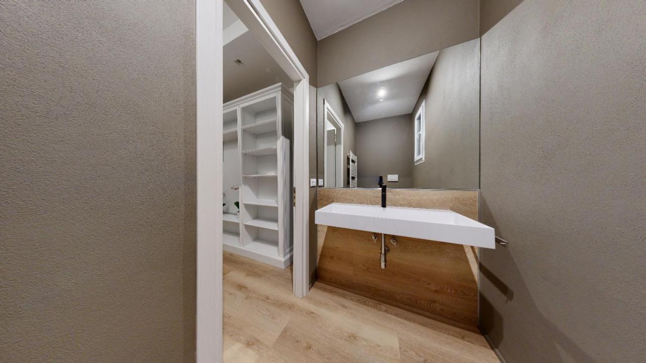 ساسو ماركوني B&B Palazzina10 & Spa المظهر الخارجي الصورة