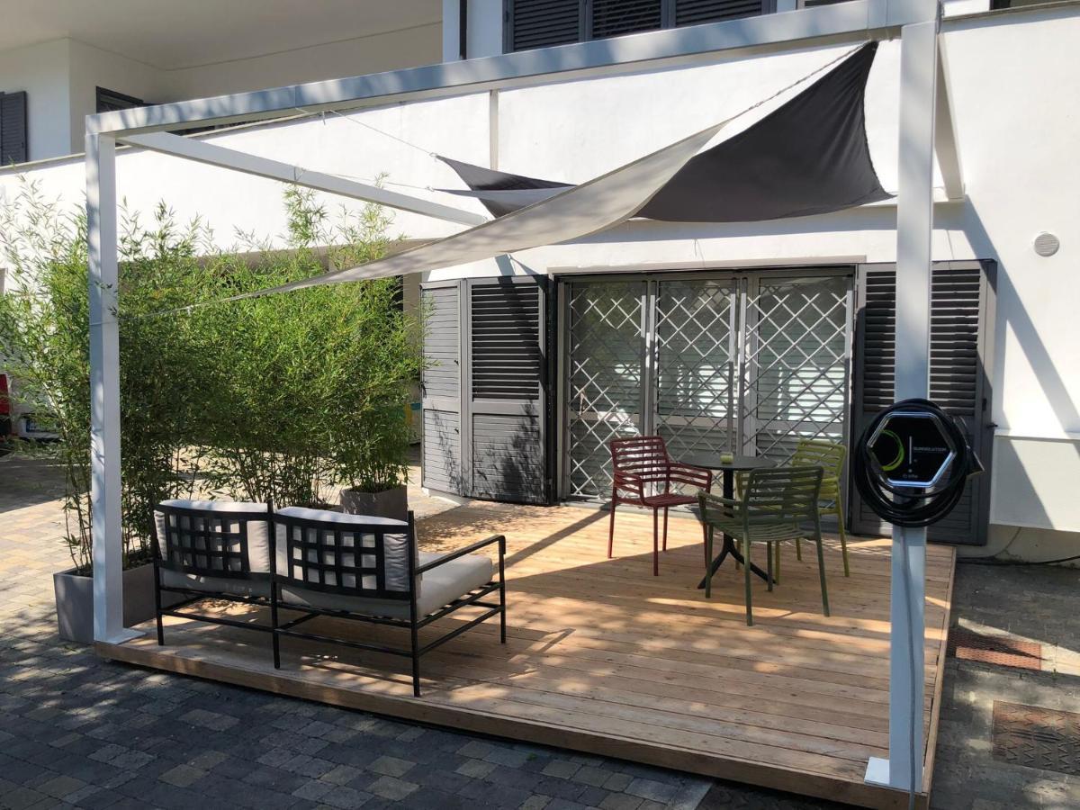 ساسو ماركوني B&B Palazzina10 & Spa المظهر الخارجي الصورة